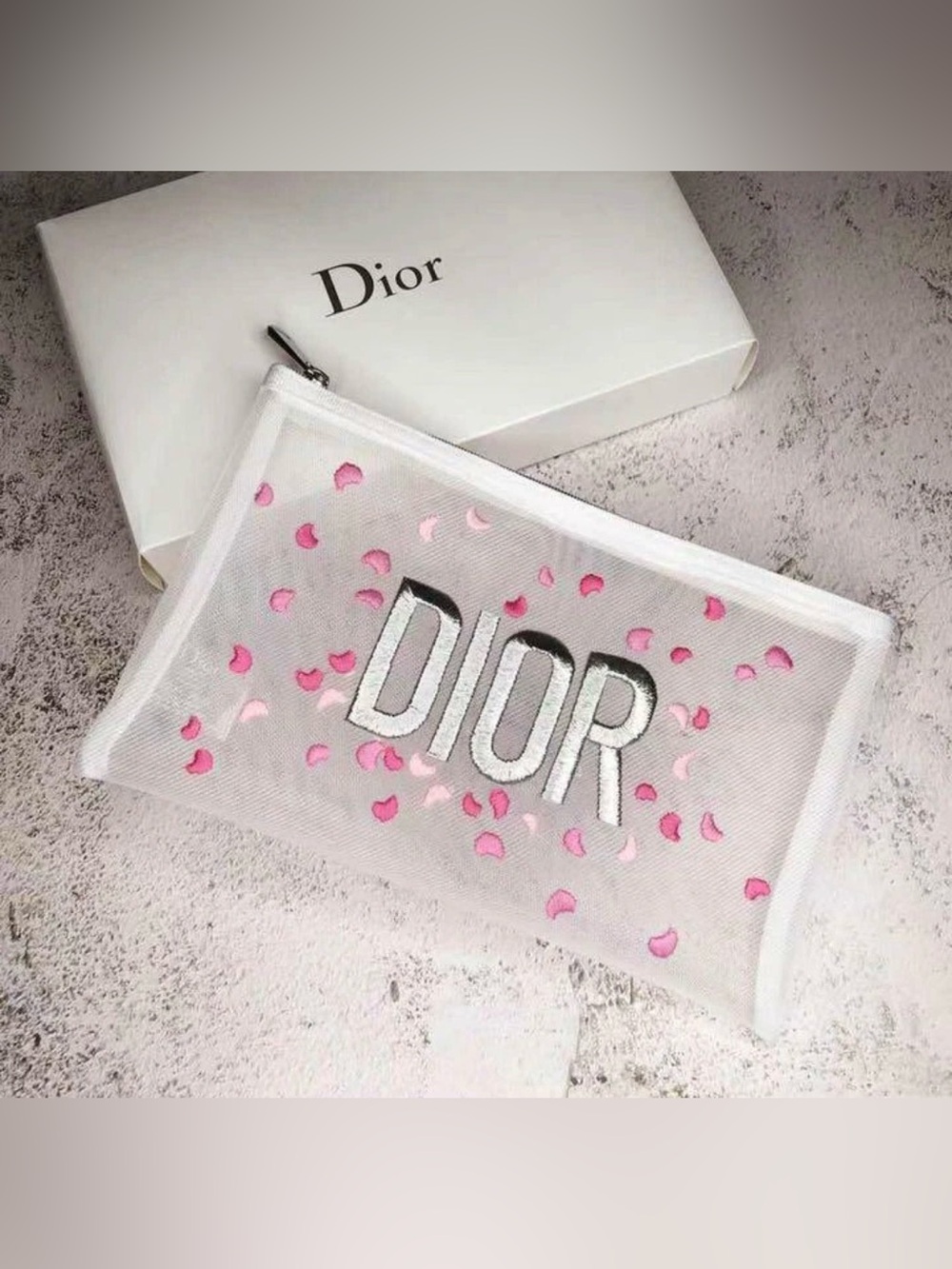 New-**DIOR 💕Mesh Embroidered Floral beauty Pouch Makeup Bag
